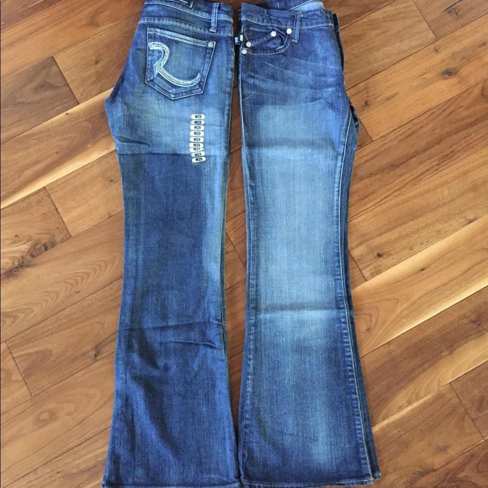 Rock & Republic Jeans with Rhinestone Pockets